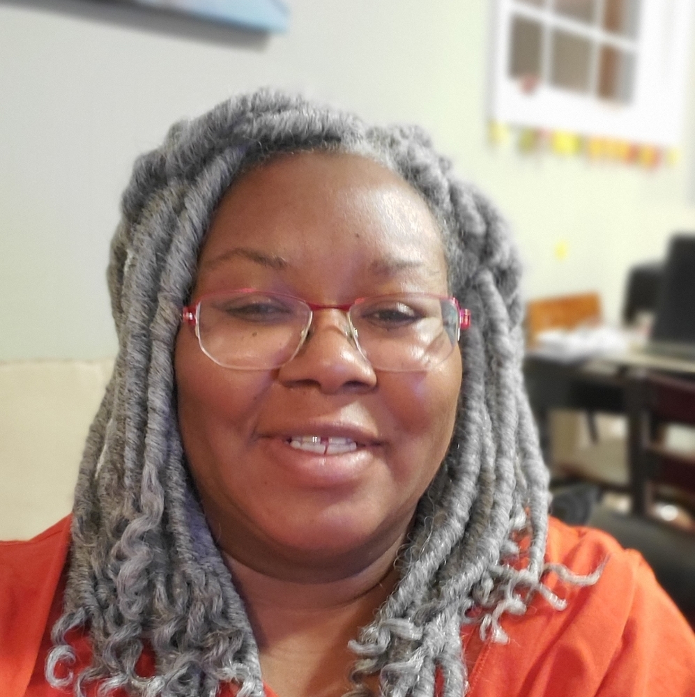 Meet your Posher, Tara